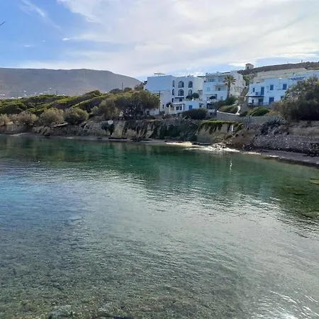 Melas B2 * Parikia (Paros)
