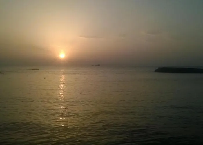 Melas B2 Hostel Parikia (Paros)