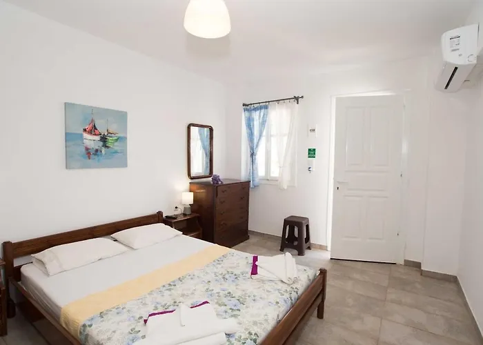 Melas B2 Parikia (Paros)